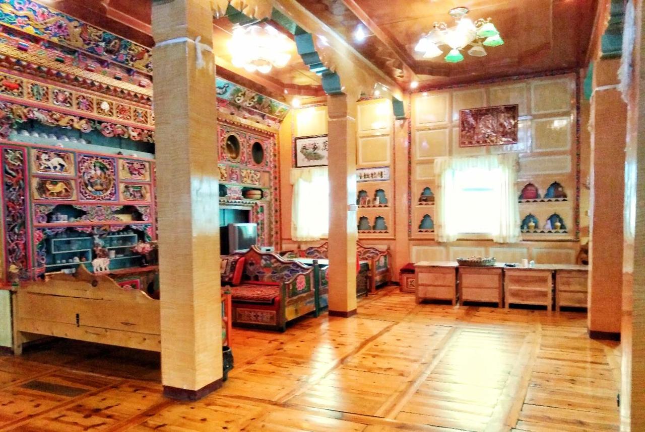 Zishuo Zihua Guest House Daocheng Exterior foto